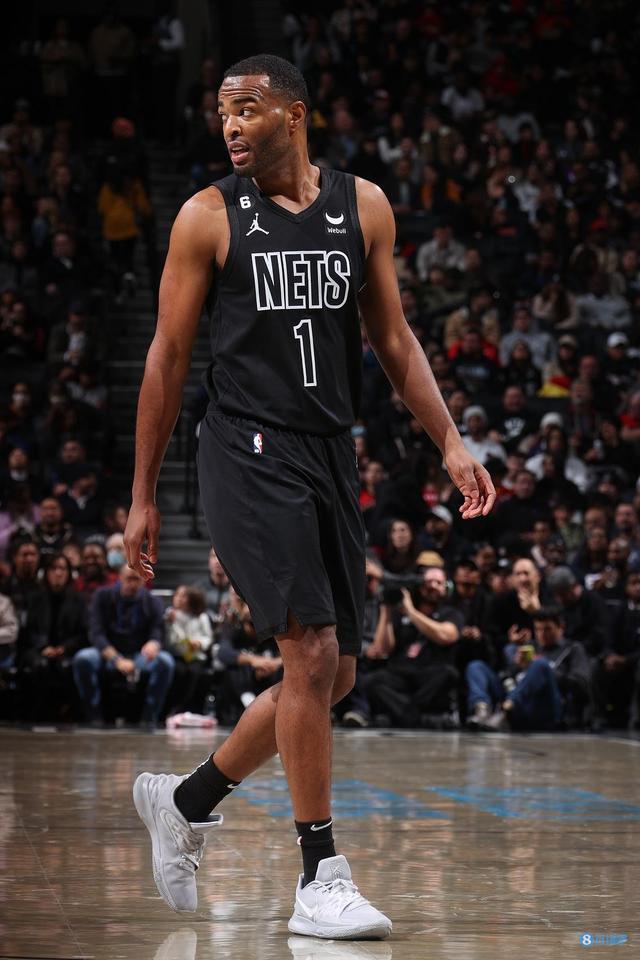 腾空而起 腾空而起