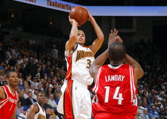 在两队的历 在两队的历