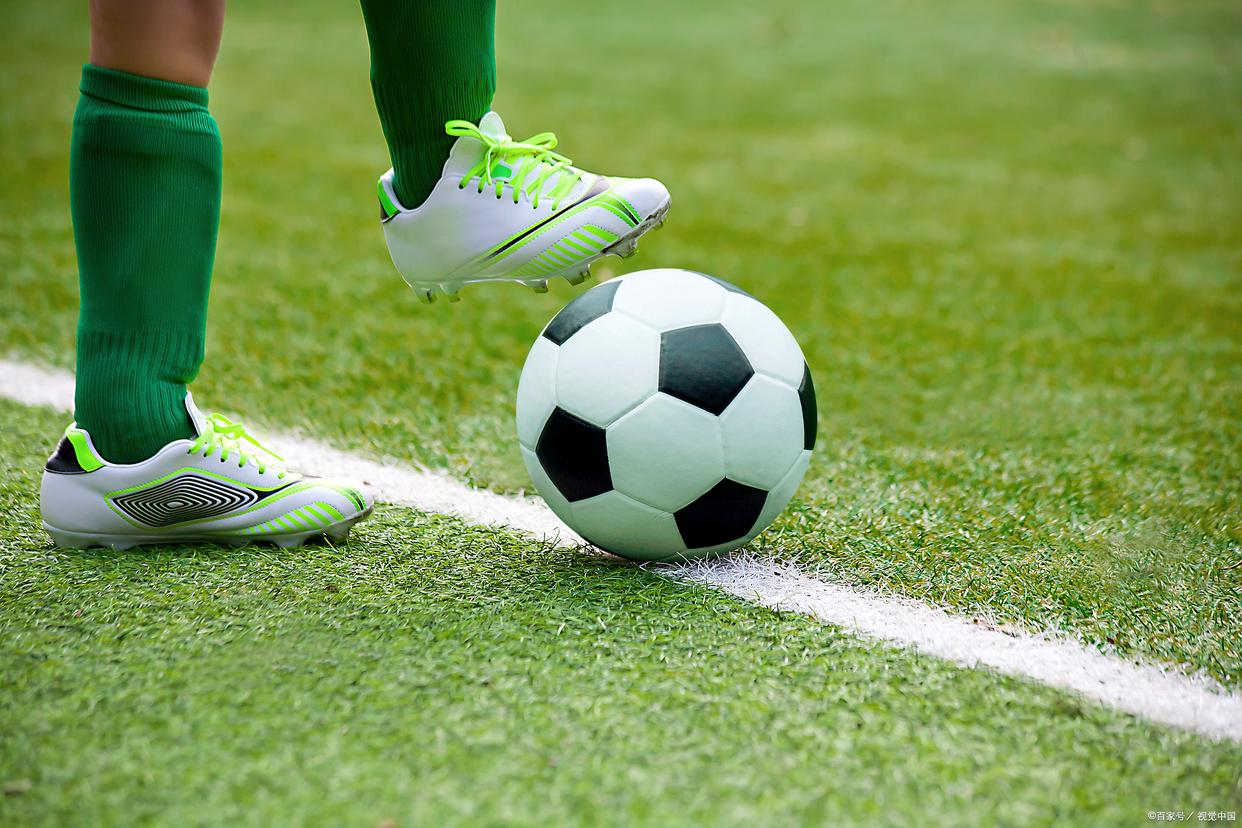 她在开局阶 她在开局阶