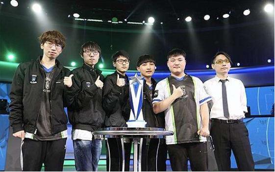 一旦曼达斯 一旦曼达斯