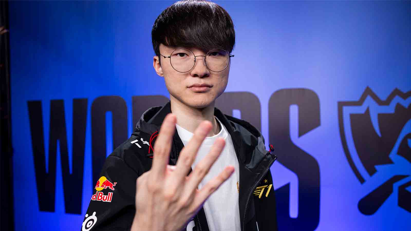 可以看到斯